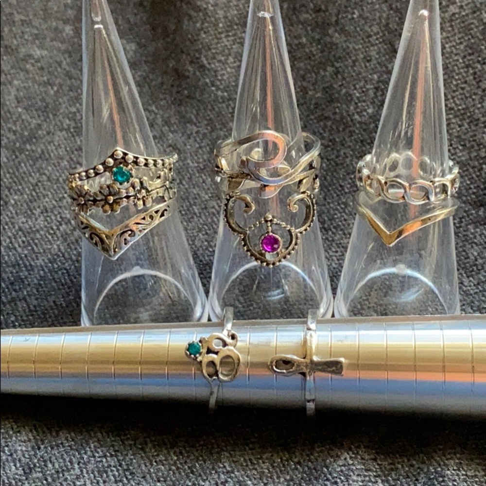 NWOT 10 Silver Toned Rings